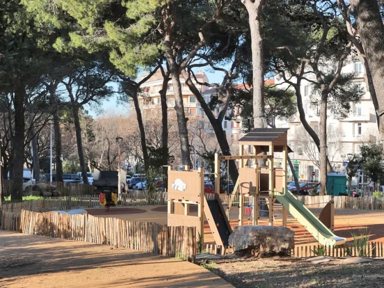 Toulon : le Parc des Lices s'agrandit d'un hectare de nature inclusive