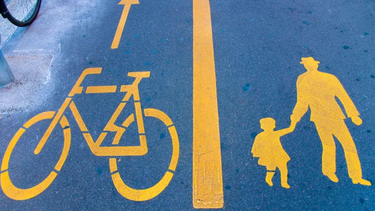 À Angers, les trajets en deux-roues vont changer