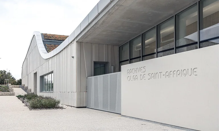 Plongée dans l'histoire de La Rochelle : les archives s'ouvrent