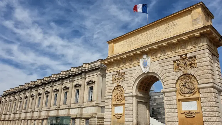 Voyageurs hors métropole : comment utiliser le réseau TaM en 2026