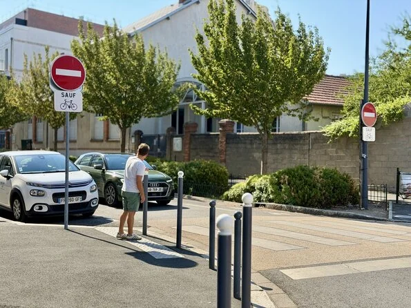 À Orléans, le stationnement recule près des passages piétons