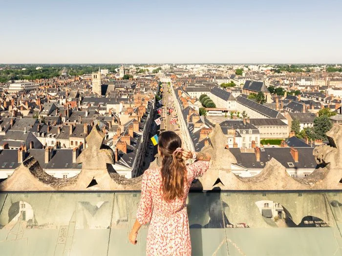 Orléans de haut en bas : panorama et crypte à 10,50 €