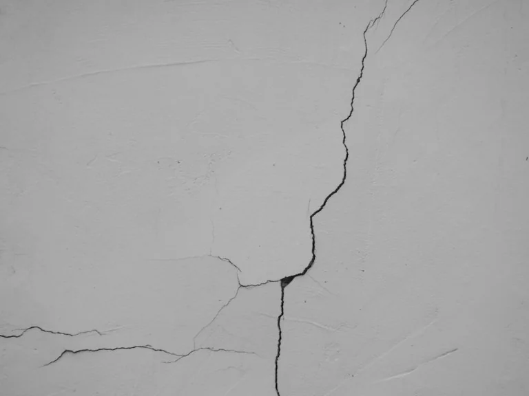 Fissures à Tours : les démarches pour les victimes de la sécheresse